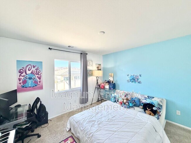 Building Photo - 30120 Crescent Pointe Wy