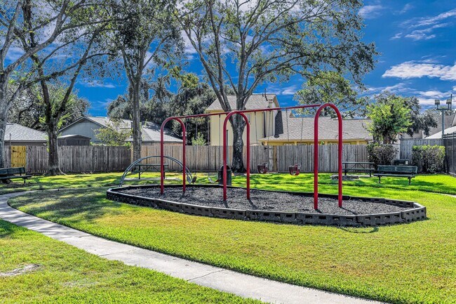 Building Photo - 6415 Hunterstone Ct
