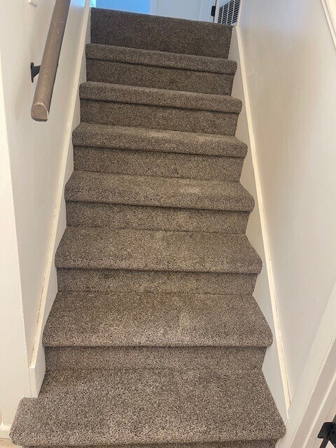 Building Photo - 221 E Nicoletti Dr