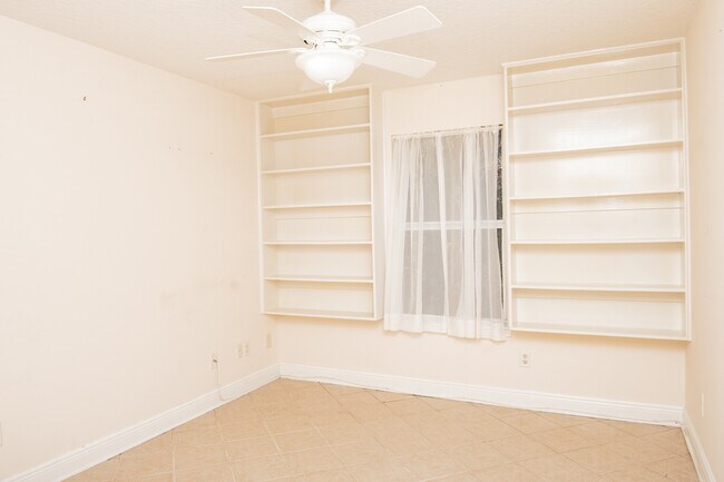 Building Photo - 1777 Bridgeport Colony Ln