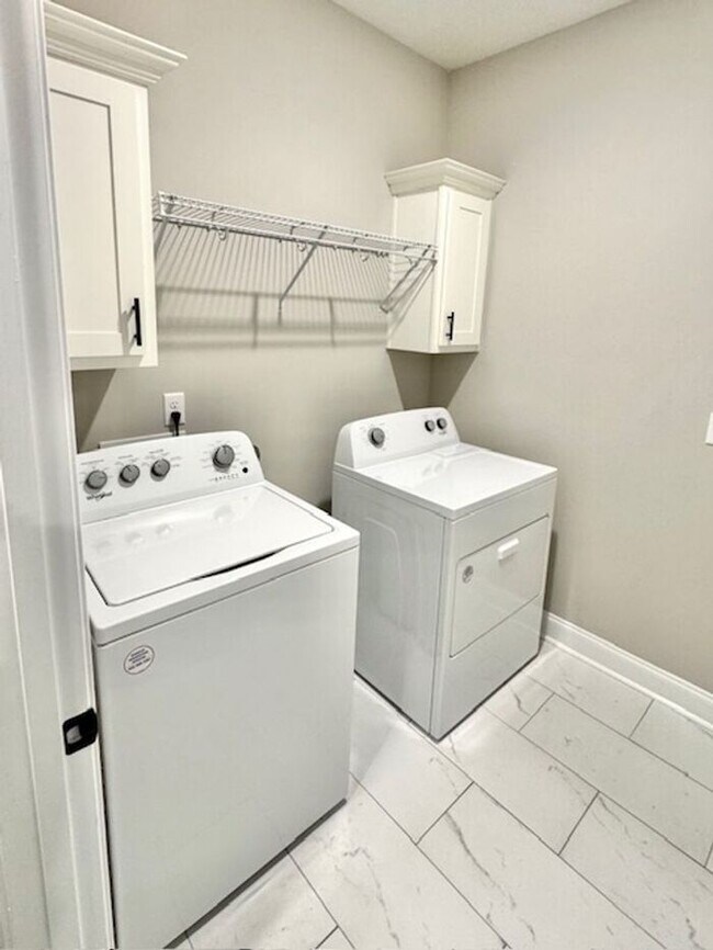 Building Photo - Beautiful 4 BR 2.5 bath new construction homes available for rental