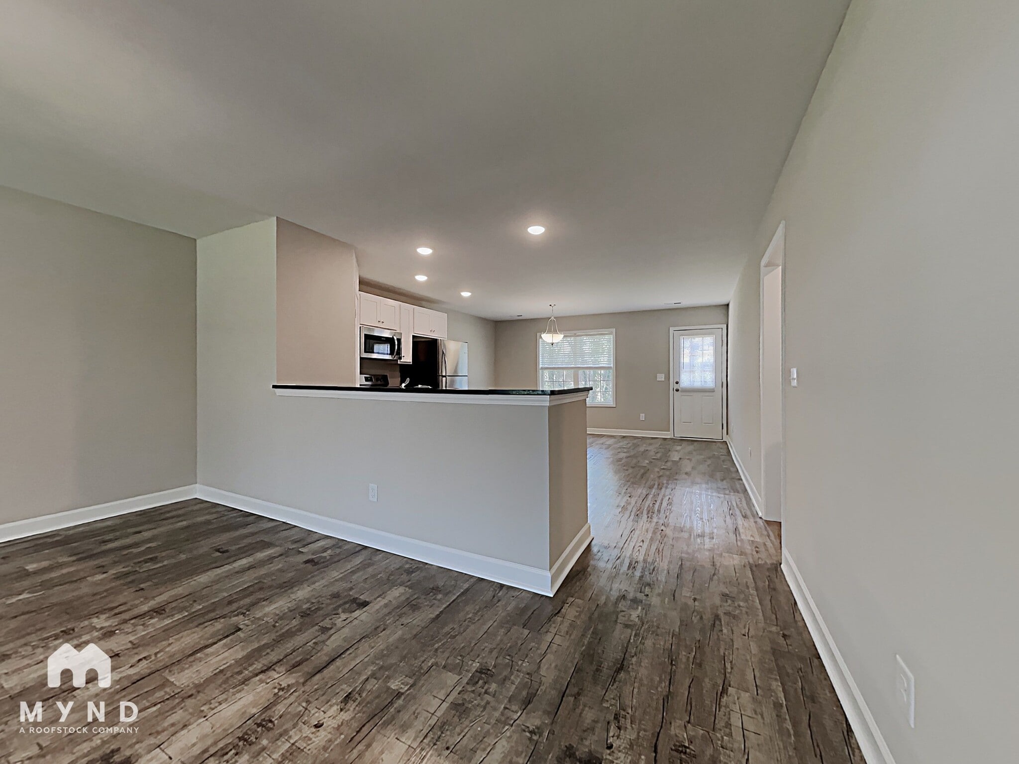 Building Photo - 1411 Oakshade Ave