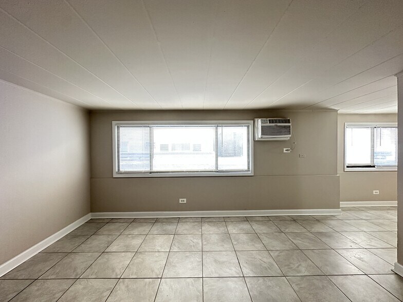 Building Photo - 3812 25th Ave