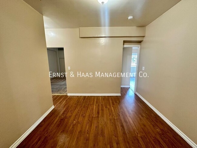 Building Photo - Amazing East Village Apartment Home in Pri...