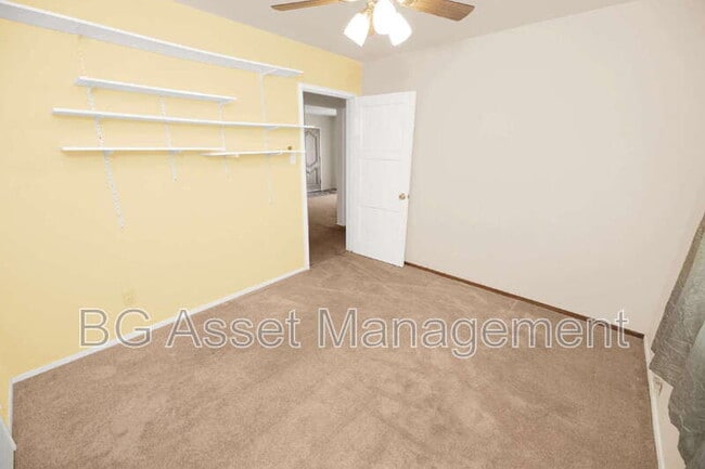 Building Photo - 950 Kelvin Ct