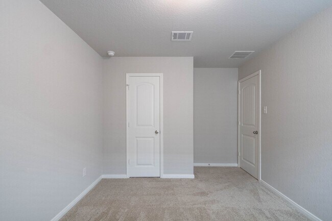 Building Photo - 239 Fall Aster Dr