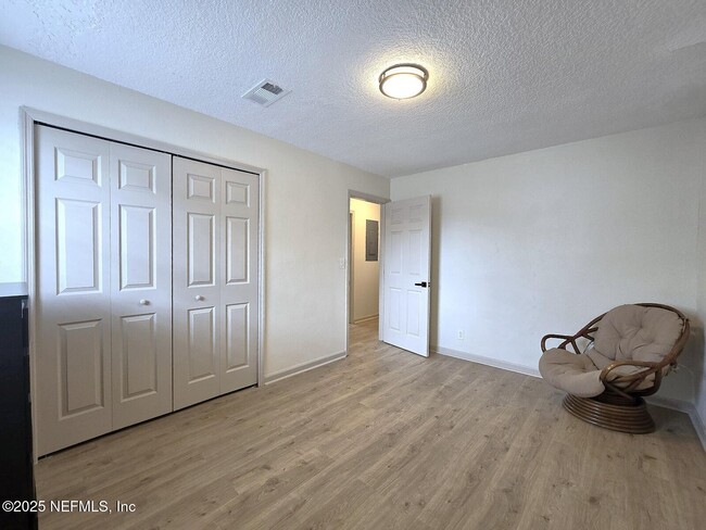 Building Photo - 5141 Batley Rd