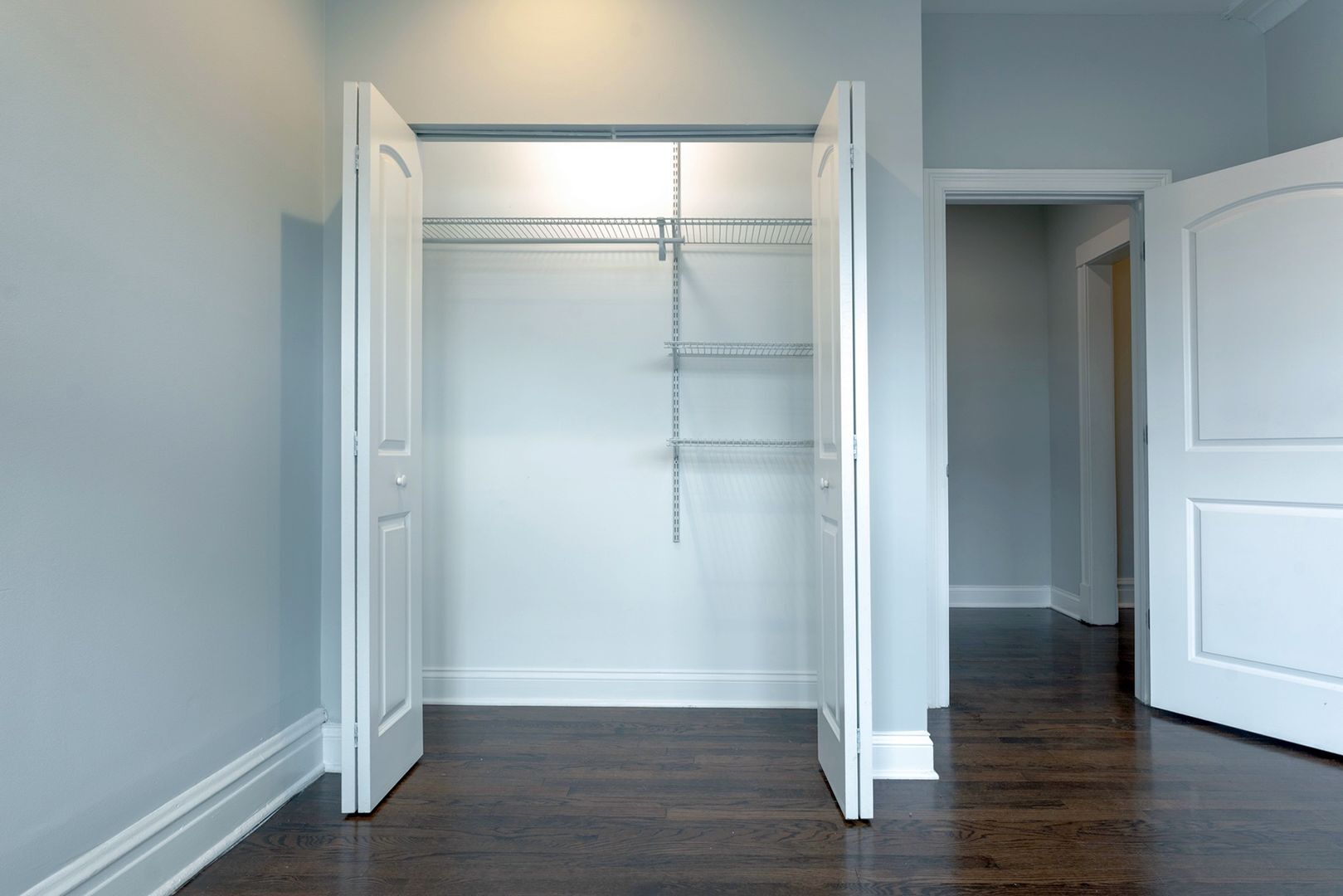 Building Photo - 4707 N Albany Ave