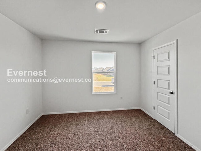 Building Photo - 1515 Ridgefield Cir