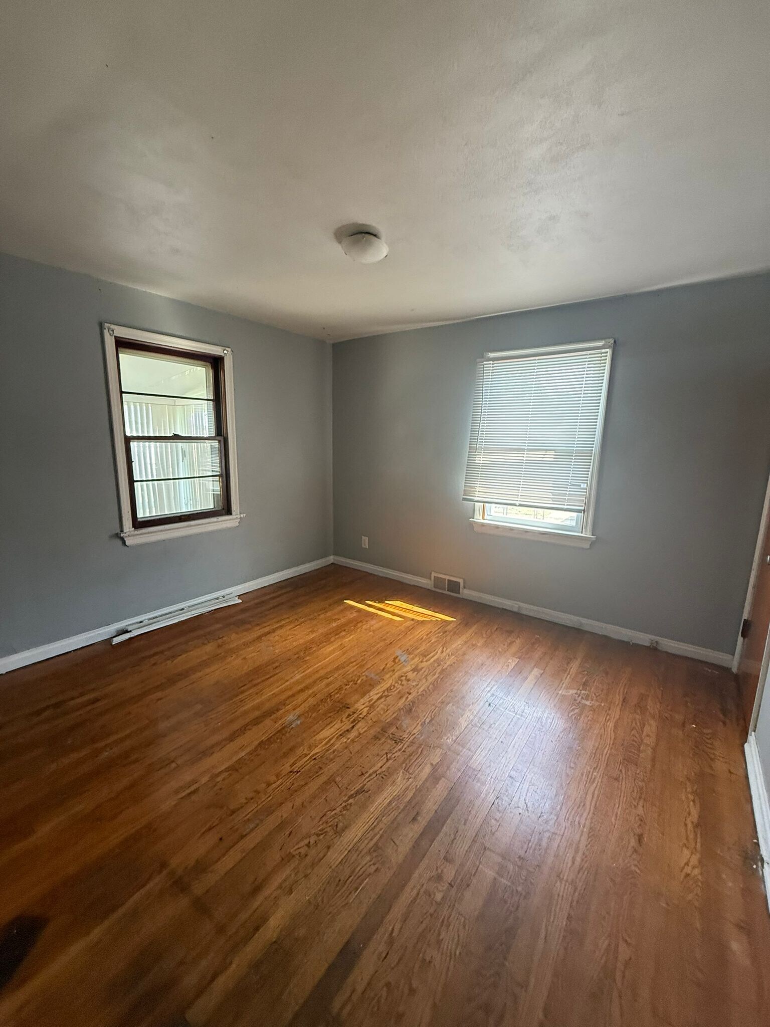 Building Photo - 8504 Trafford Ln