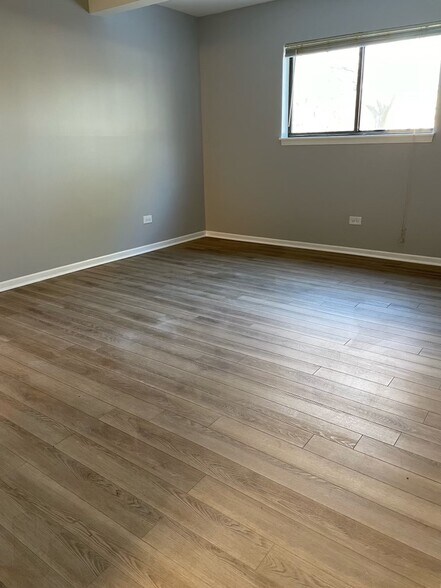 Building Photo - 2252 Abbeywood Dr