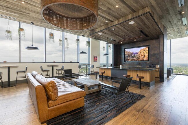 Building Photo - 84 Northeast Dr