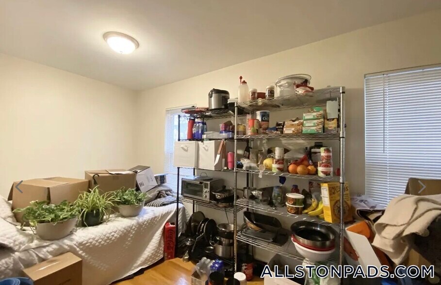 Building Photo - 21-23 Weitz St.