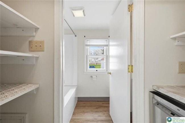 Building Photo - 819 Chestnut St