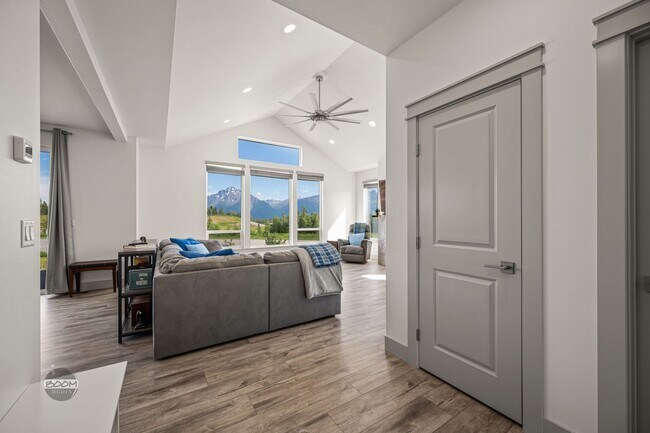 Building Photo - Premium 4BR Rental in The Ranch | Stunning Mountain Views | Easy Community Location | Automatic G...