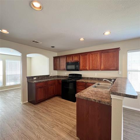 Building Photo - 10465 Hideaway Trail