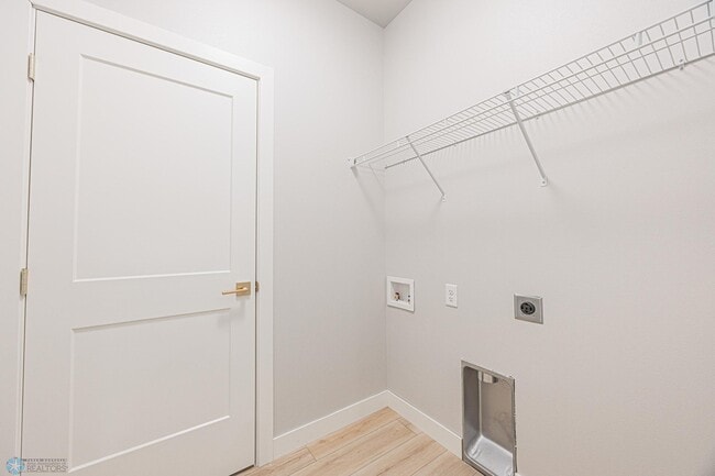 Building Photo - 6646 68th St S