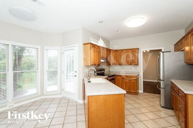 Building Photo - 6806 Neuhoff Ln