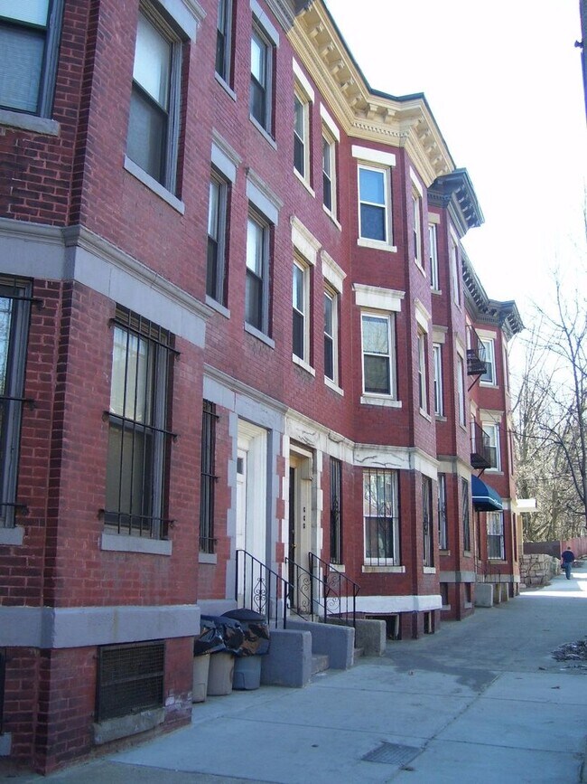 Building Photo - 69 S Huntington Ave