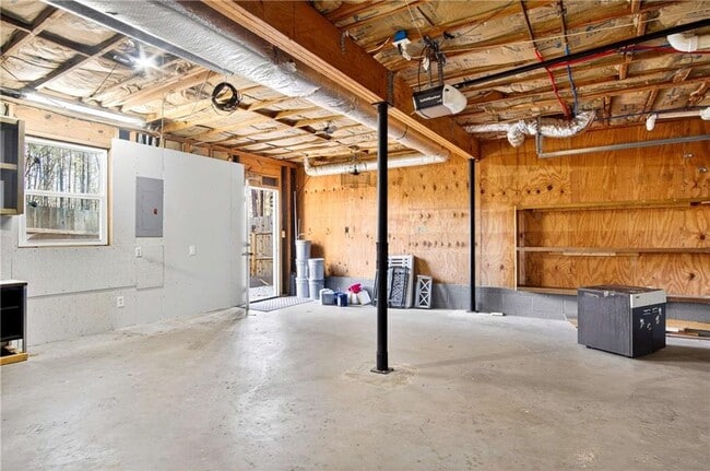 Building Photo - 808 Emerald Chase