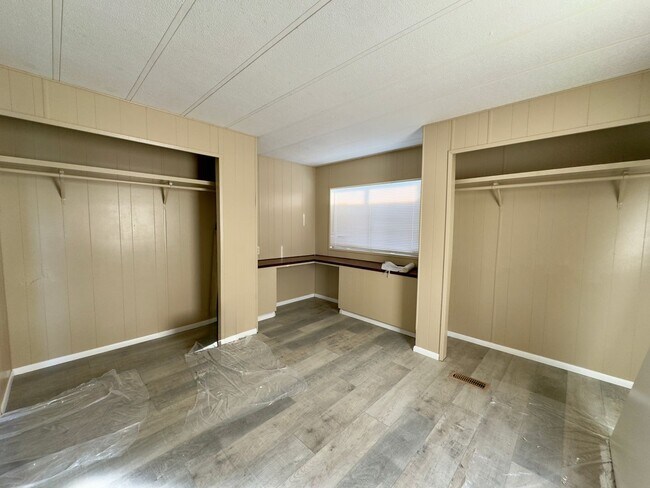Building Photo - Affordable home
