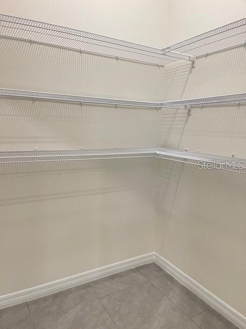 Building Photo - 5084 Stokes Wy