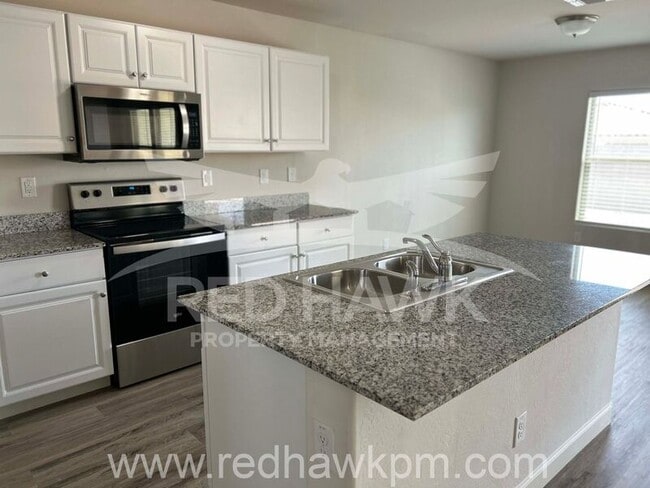 Building Photo - 2387 Oakmont Ln