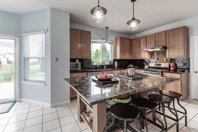 Building Photo - 1508 Legacy Cir