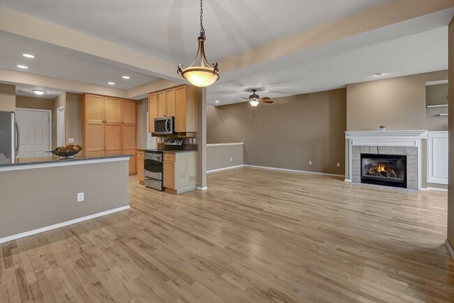 Building Photo - 3bd/2.5ba Snoqualmie Townhome