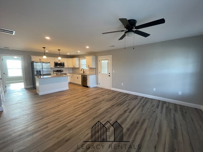 Building Photo - 1039 Judah Bear Blvd