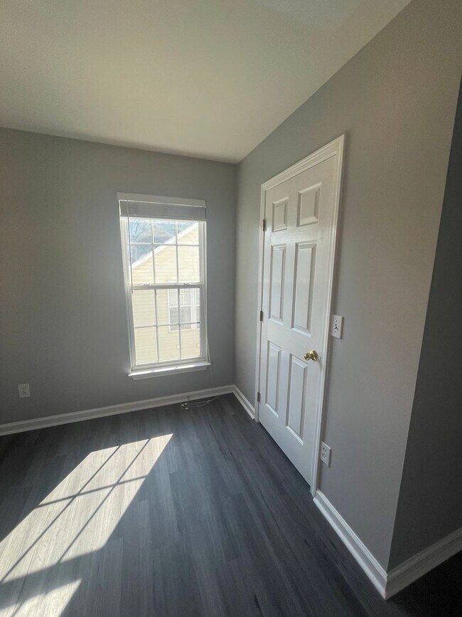 Building Photo - Lovely 3 Bedroom Home in Greer Near Gibb S...