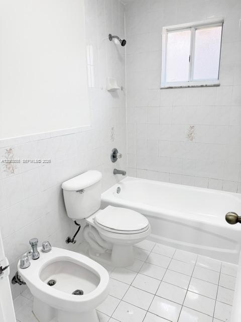 Building Photo - 3260 W 70th St