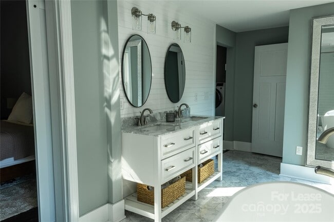 Building Photo - 311 S Academy St