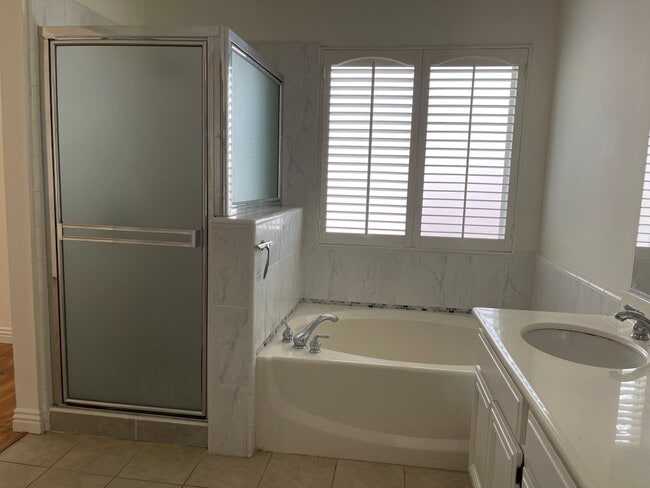 Building Photo - 1521 Starlight Dr