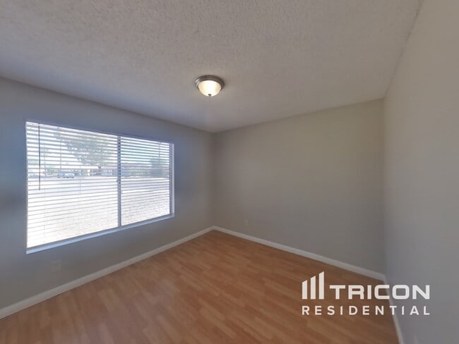 Building Photo - 3613 W Oakland Street Chandler AZ