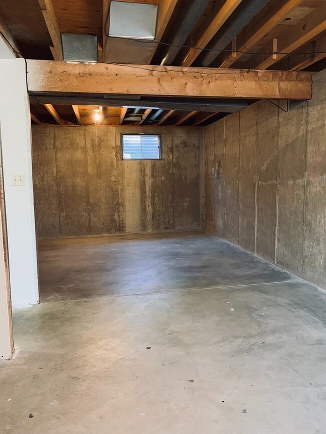 Building Photo - 3 Bedroom Single Family Home in SW Loveland.