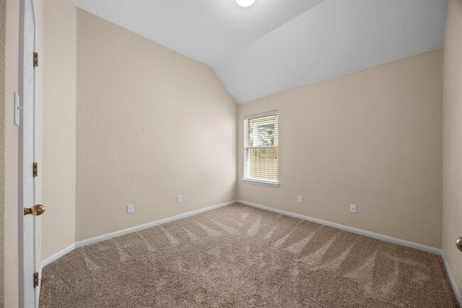 Building Photo - 3808 Noe Ln