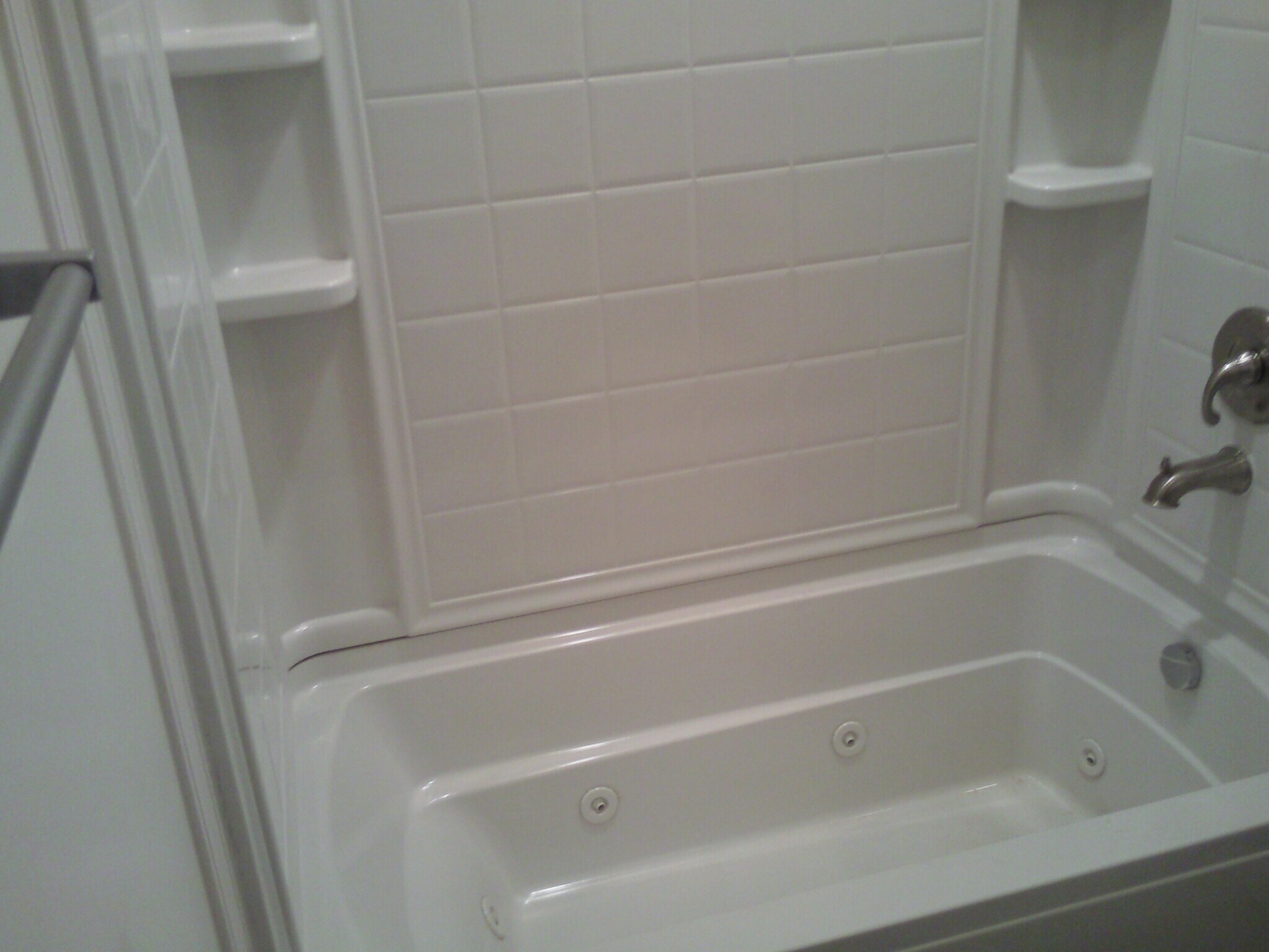 Building Photo - 76 Lara Dr