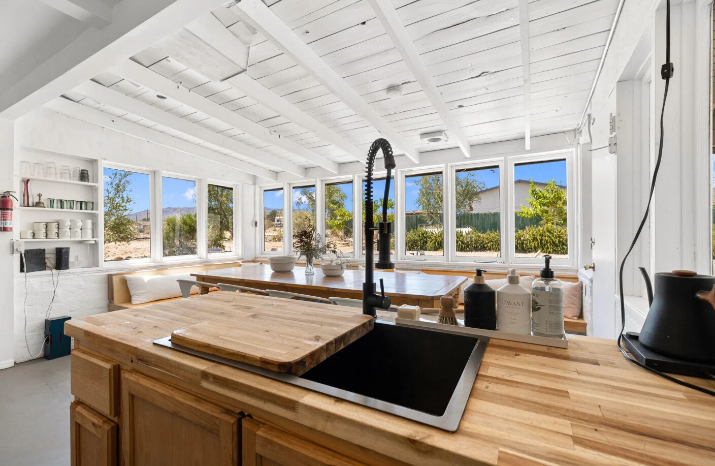 Building Photo - 7657 N Star Ave