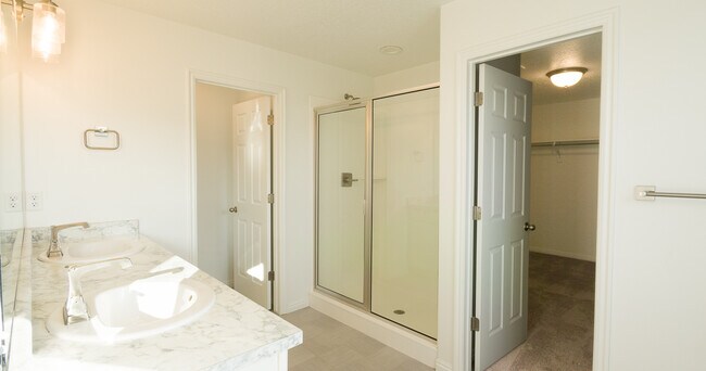 Building Photo - 1975 W 950 N