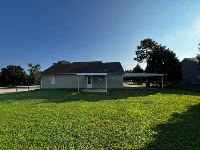 Building Photo - Beautiful Total Electric Home In Phenix Ci...