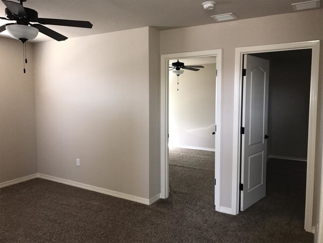 Building Photo - 14612 Ava Leigh