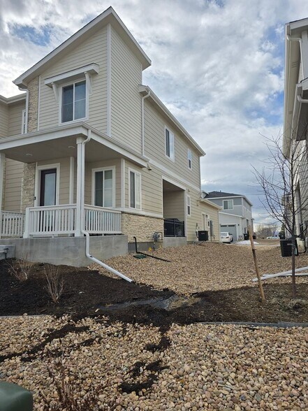 Building Photo - 1695 S Andes Way