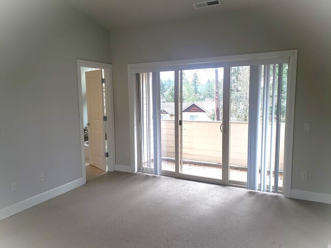 Building Photo - Modern Home in SW Portland