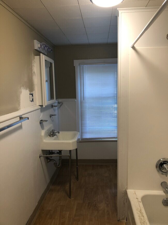 Building Photo - 225 S Burrowes St