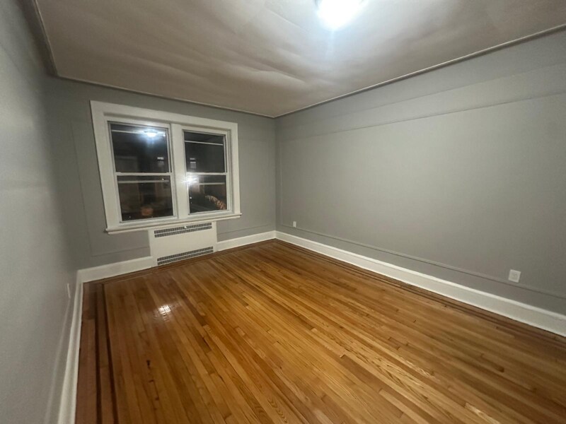 Building Photo - 425 Cherry St