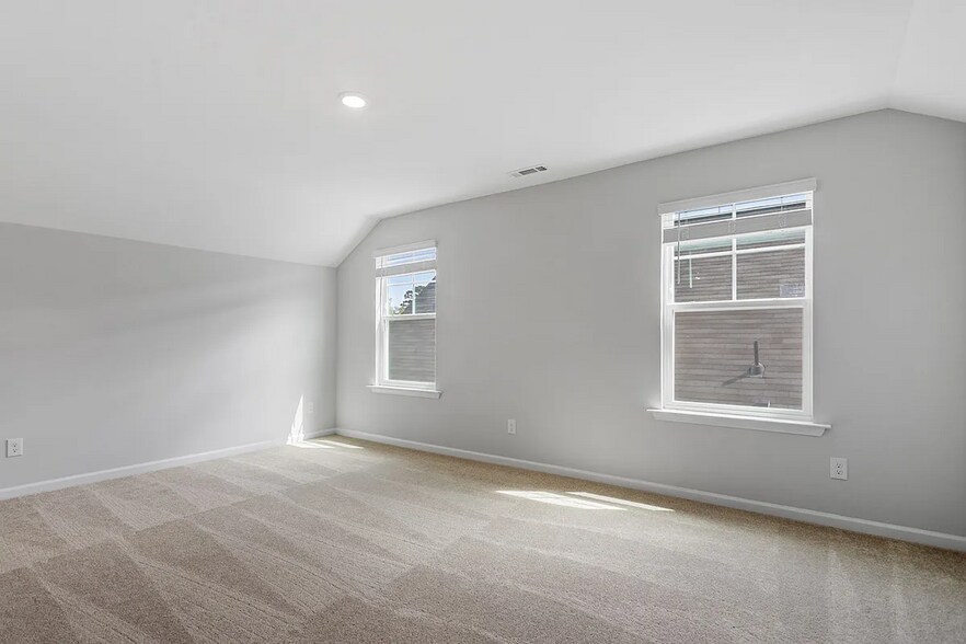 Building Photo - 209 Meadowbark Bnd