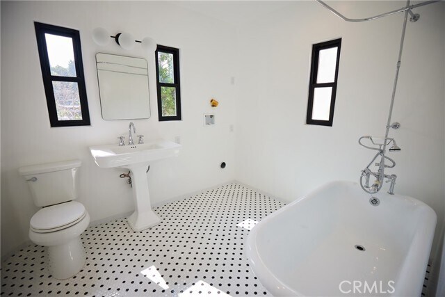 Building Photo - 1544 Westerly Terrace