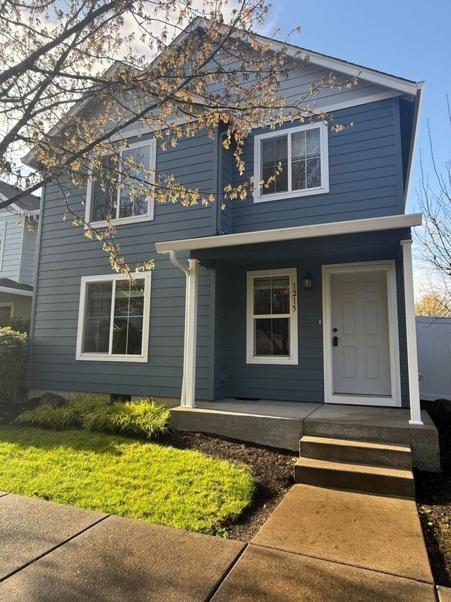 Building Photo - Gorgeous 3B/2.5Ba Home in Battle Ground! Close to Shopping & More!