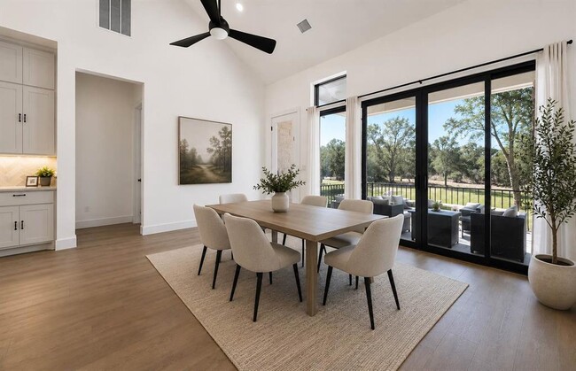 Building Photo - 172 Shady Hl Lp